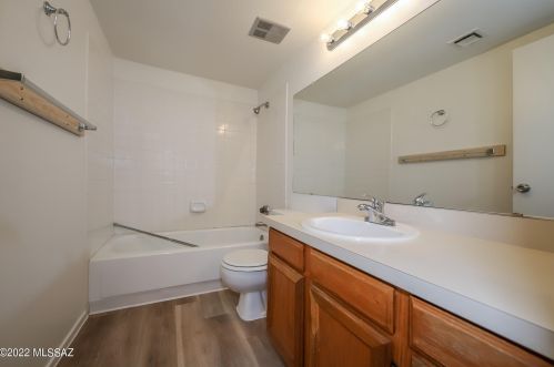 4275 River Grove Cir, Tucson AZ  85719-1273 exterior