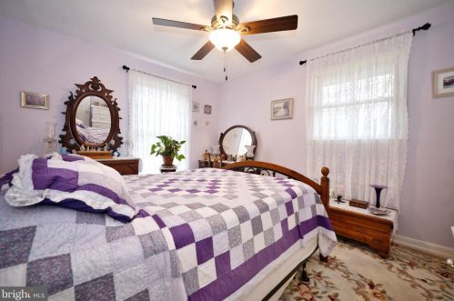 15300 Beaufort Pl, Silver Spring MD  20905-4202 exterior