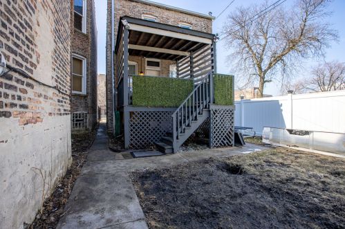 5607 Wabash Ave, Chicago IL  60637-1118 exterior