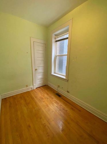 448 31 St, Chicago IL 60804-4024 exterior