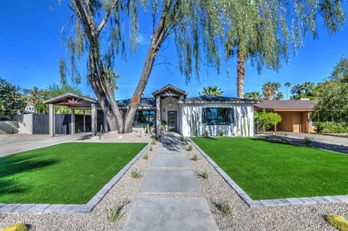 4043 44th Pl, Phoenix AZ  85018-5401 exterior