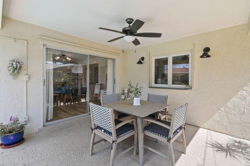 1330 27 Ave, Boynton Beach FL 33435-7529 exterior