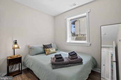 2216 30th St, Washington DC  20020-3369 exterior