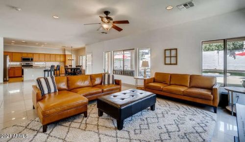 2426 Barbie Ln, Phoenix AZ 85085-5004 exterior