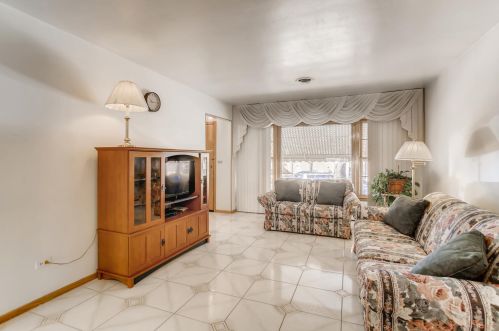 4535 Newcastle Ave, Chicago IL 60706-4832 exterior