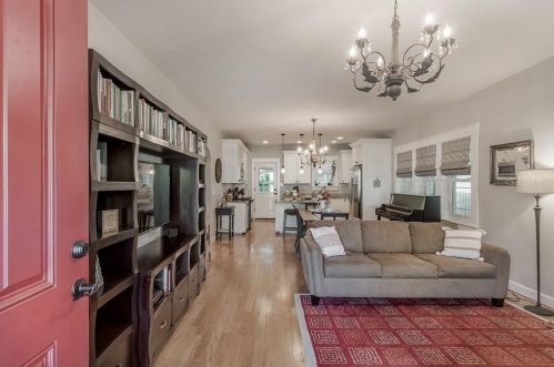 206 Cayuga St, Tampa FL 33603-4166 exterior