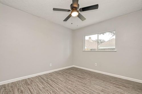 6022 Thom Rd, Humble TX 77346-2764 exterior