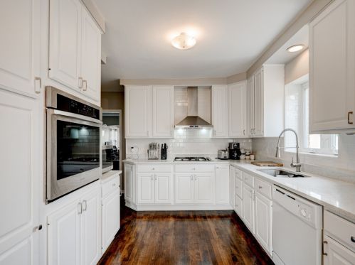 4545 Austin Ave, Chicago IL  60630-3115 exterior