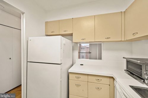 530 N St, Washington DC 20024-4546 exterior