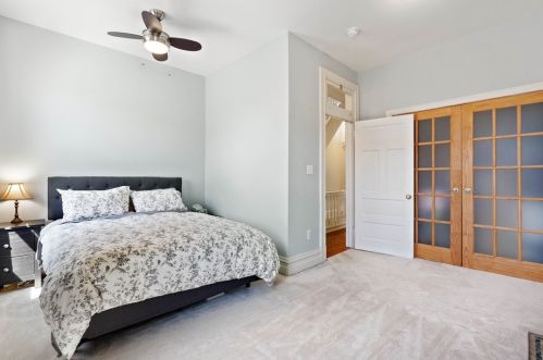 420 Tripoli St, Pittsburgh PA 15212-4855 exterior