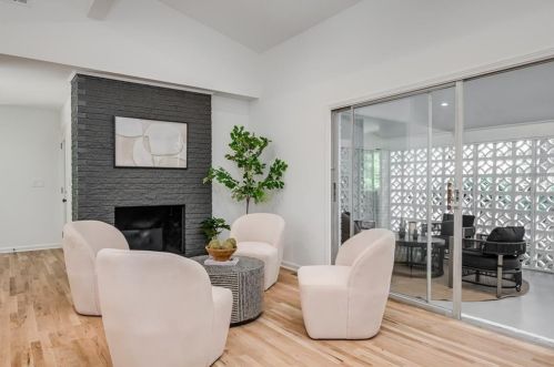 1639 Crestline Dr, Atlanta GA  30345-3820 exterior