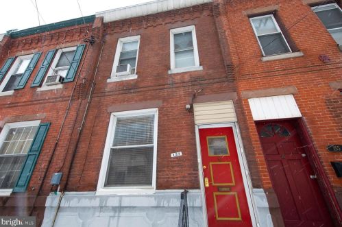 153 Allen St, Philadelphia PA  19125-4101 exterior