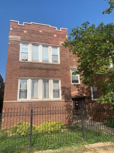 6640 Fairfield Ave, Chicago, IL 60629-1710