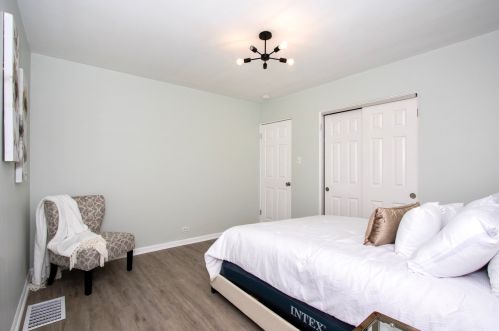 6732 Oakley Ave, Chicago IL  60636-2406 exterior