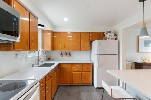 7205 Mcclure Ave, Pittsburgh PA  15218-2307 exterior