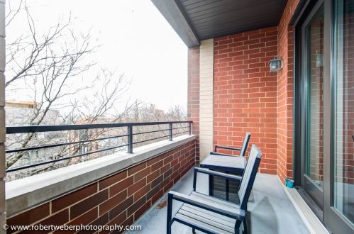 1937 Diversey Pkwy, Chicago IL  60614-1074 exterior