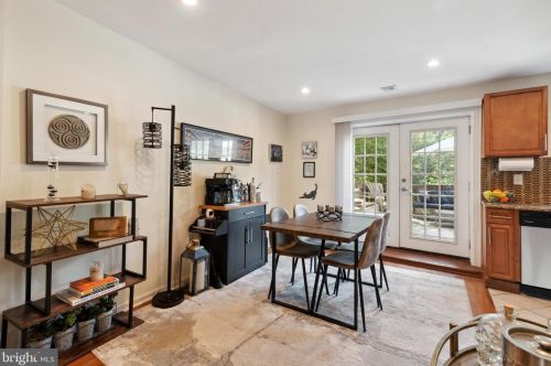 312 Krams Ave, Philadelphia PA 19128-4733 exterior