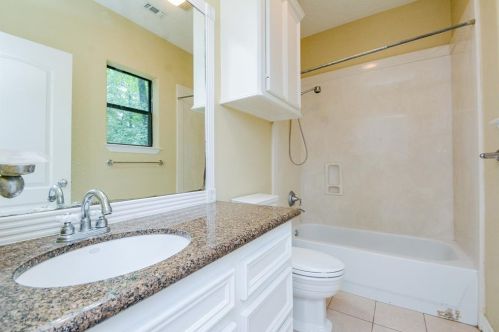 8827 Catamaran Way, Montgomery TX 77316-6881 exterior