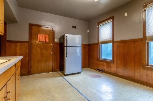 14206 Lincoln Ave, Dolton IL 60419-2340 exterior