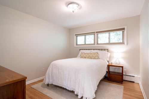 8934 Seneca Rd, Milwaukee WI 53217-2331 exterior