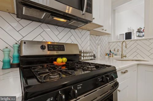 320 G St, Washington DC 20002-4212 exterior