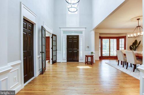 1409 Mayhurst Blvd, Mc Lean, VA 22102-2236