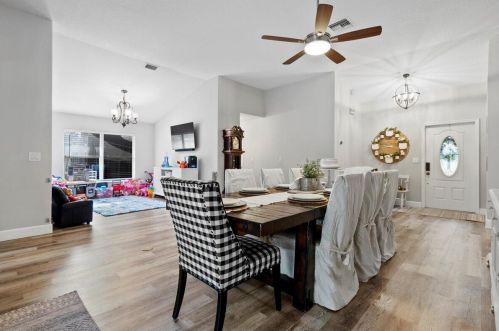 3851 Ramspeck St, Fort Pierce FL  34953-5381 exterior