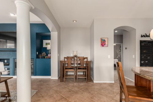 16420 16 Ln, Phoenix AZ 85045-0815 exterior