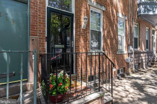 716 21st St, Philadelphia PA  19146-1242 exterior