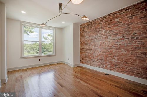 1025 51st St, Philadelphia PA  19143-4213 exterior