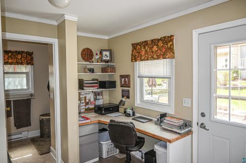 2815 Superior St, Duluth MN 55804-2448 exterior