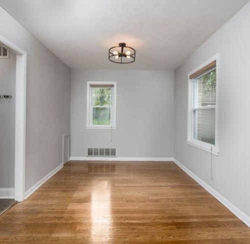 2441 111, Milwaukee WI 53226-4111 exterior