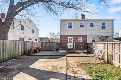 6811 Radcliffe Dr, Alexandria VA 22307-1541 exterior