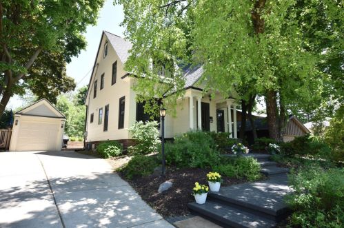 1740 Mountain Ave, Milwaukee, WI 53213-2334