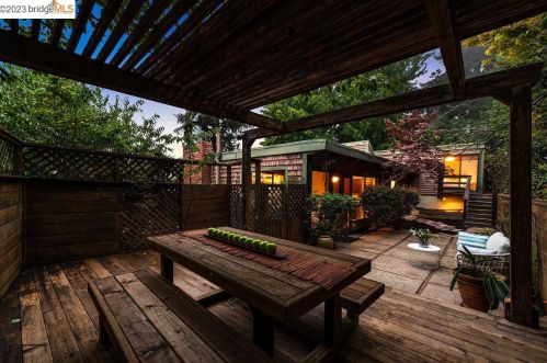 140 Avenida Dr, Berkeley CA 94708-2145 exterior