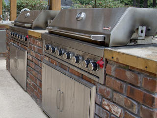 4545 River Pkwy, Atlanta GA  30339-3804 exterior