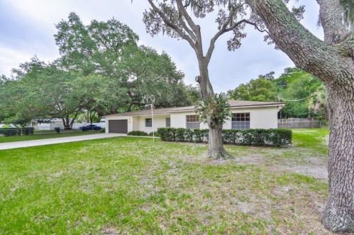 1909 Diana St, Tampa FL  33610-3530 exterior