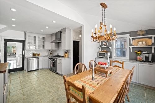 2201 72 Ct, Chicago IL 60707-4203 exterior