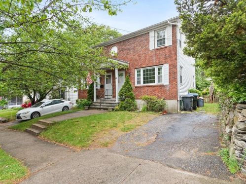 25 Whitford Ave, Providence, RI 02908-3416