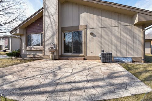 4917 Imperial Cir, Milwaukee WI 53220-4627 exterior