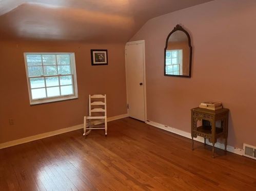 121 Sycamore Dr, Pittsburgh PA 15235-1965 exterior