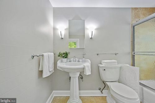 5066 Bonnie Branch Rd, Ellicott MD 21043-7002 exterior