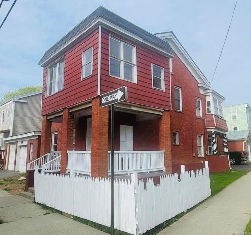 48 Conklin St, Poughkeepsie NY  12601-2408 exterior