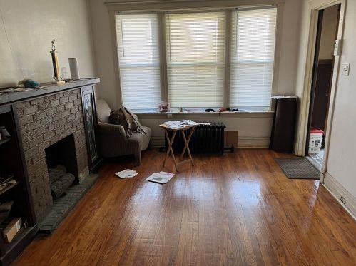 6621 Maryland Ave, Chicago, IL 60637-4211