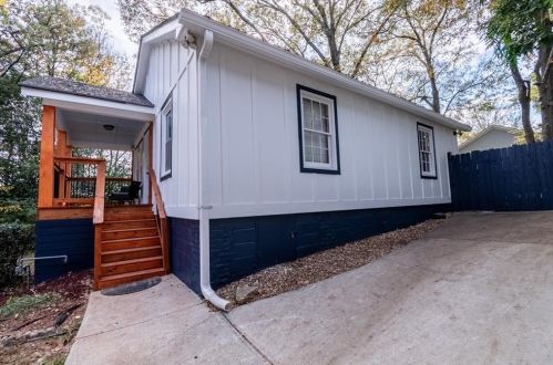 953 Garibaldi St, Atlanta GA  30310-3131 exterior