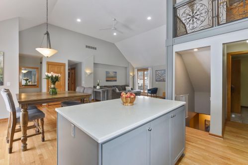 1735 Perkins Ln, Maple Plain MN 55359 exterior