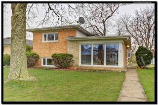 7304 Kostner Ave, Chicago IL  60629-5821 exterior