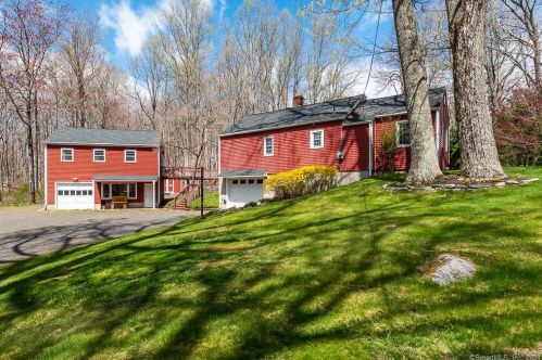 129 Chittenden Rd, Deep River, CT 06419-2428