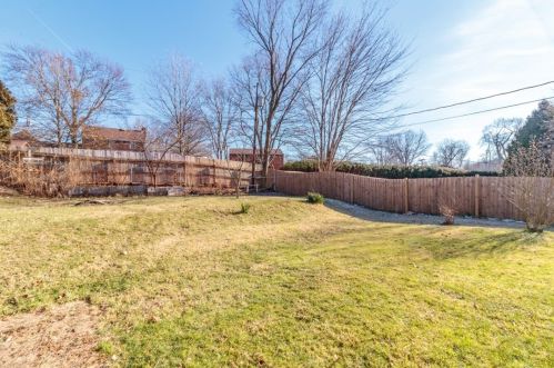 6611 Brownsville Rd, Pittsburgh PA  15236-3534 exterior