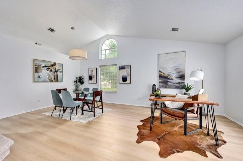 8207 Avocet Dr, Austin, TX 78745-7526